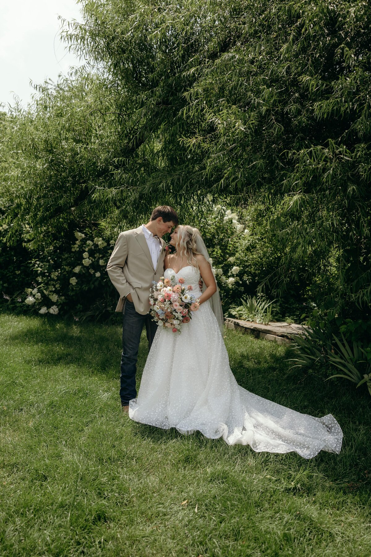 joyous-july-wedding-22