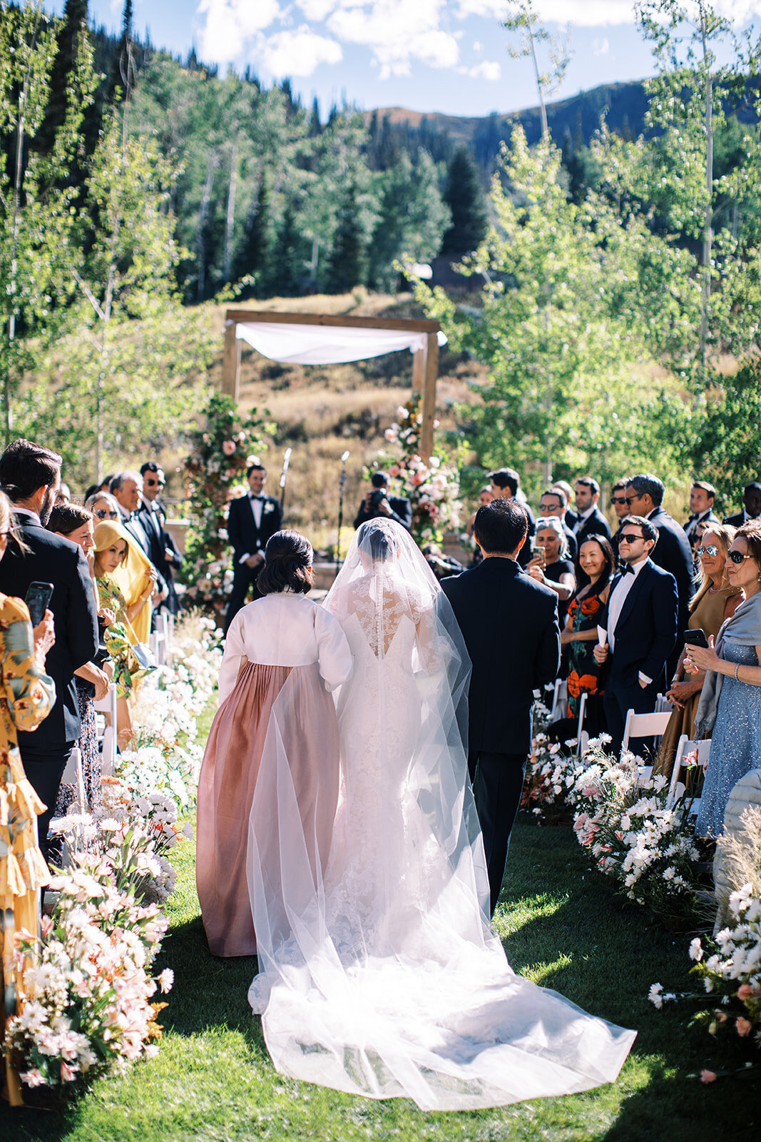 SM_MontageDeerValleyWedding_Ceremonies_061