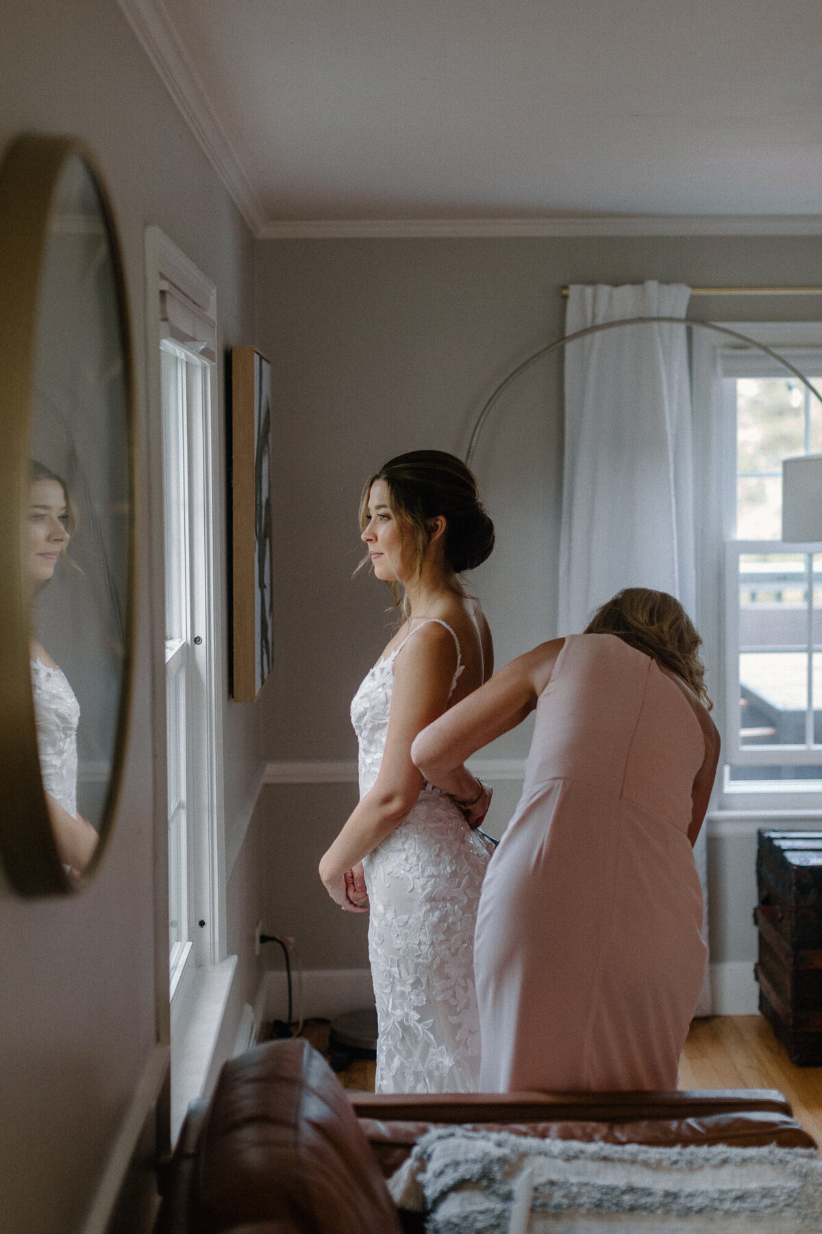 bride getting ready