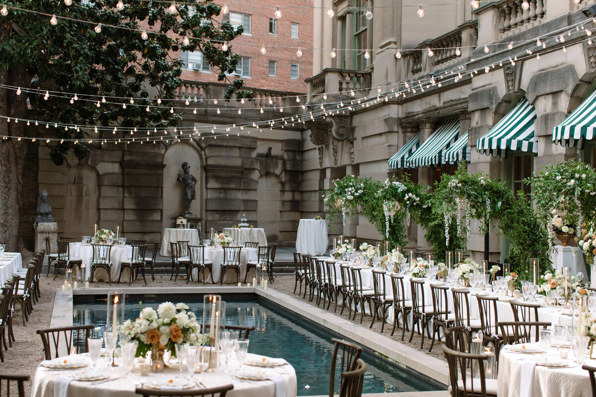 maeve-matt-outdoor-fall-wedding-reception-springvale-floral