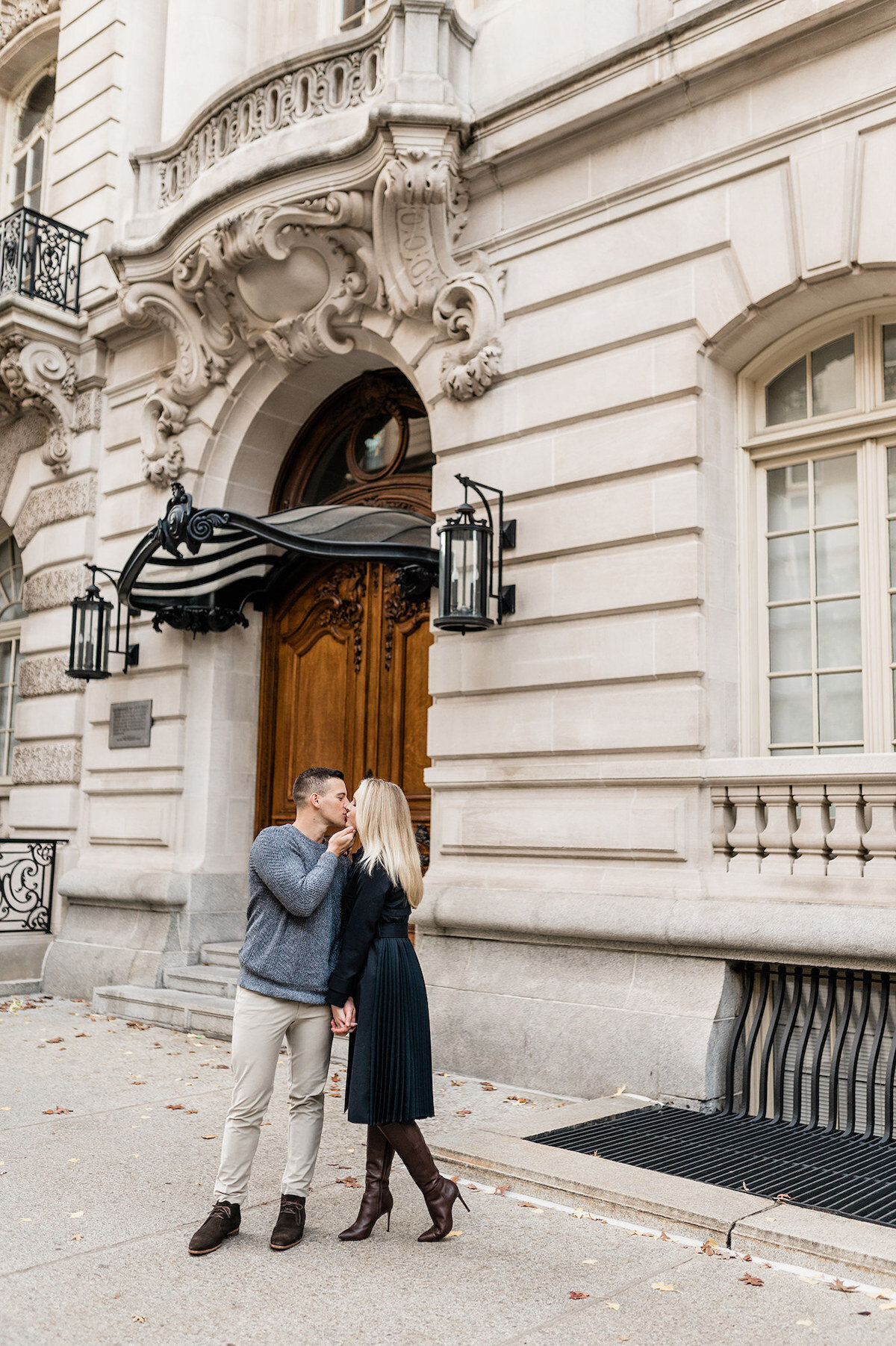 From the heart of New York to the heart of your love story, our luxury engagement sessions blend fine artistry with genuine emotions. Each image is a work of art that tells your tale.