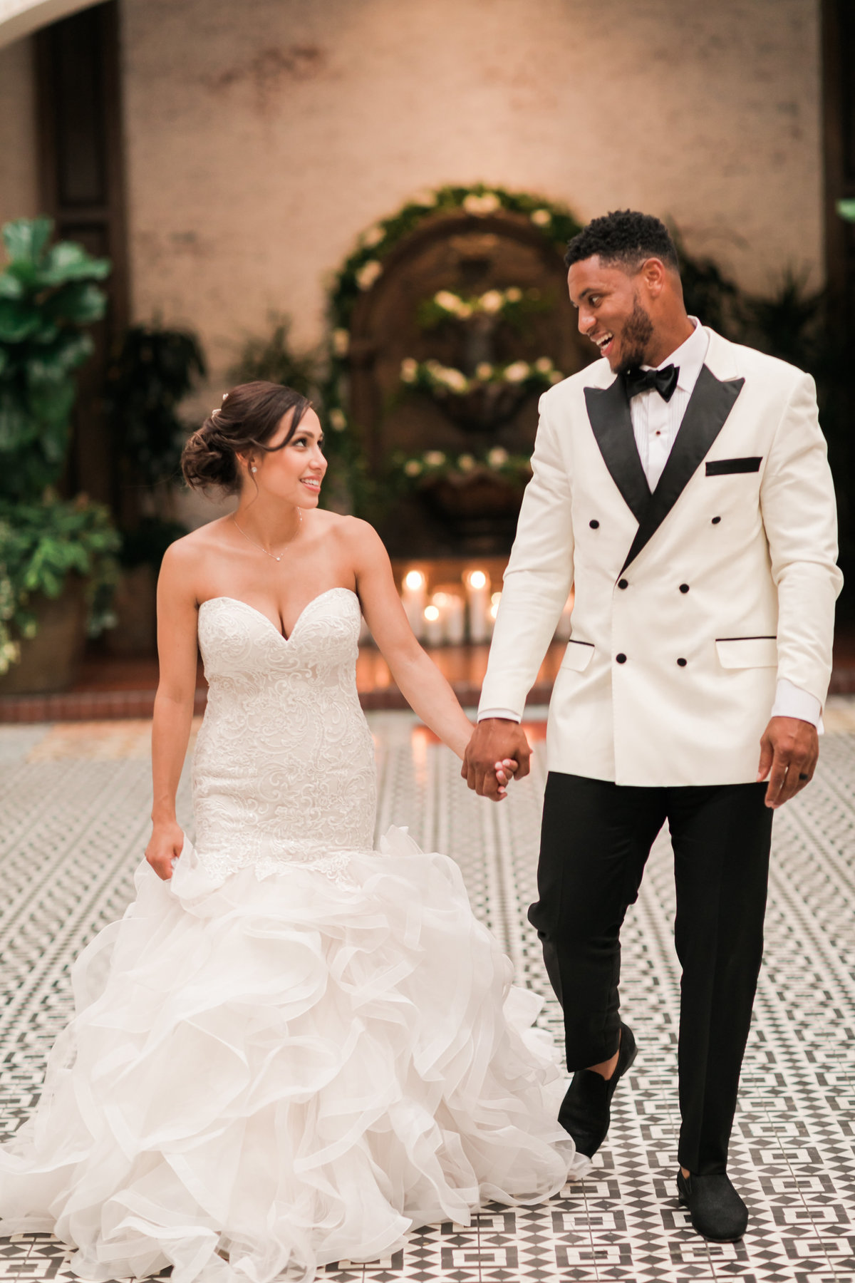 Ebell_Los_Angeles_Malcolm_Smith_NFL_Navy_Brass_Wedding_Valorie_Darling_Photography - 115 of 122