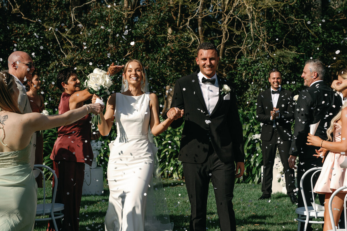 Just married at the Secret Garden Estate on Mount Tamborine. Rhiannan Nye Photography