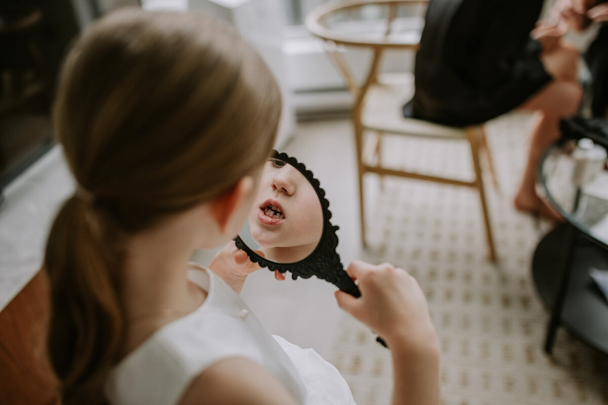 candid-kids-earls-loft-vancouver-wedding-thegodards