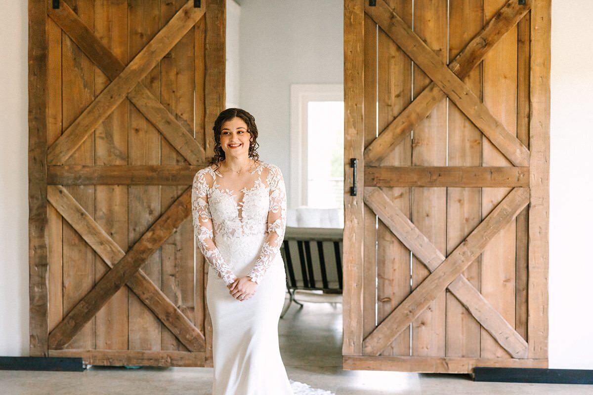 Bride and Groom Wedding Portaits Kelynn and Mathew Evansville Owensboro123