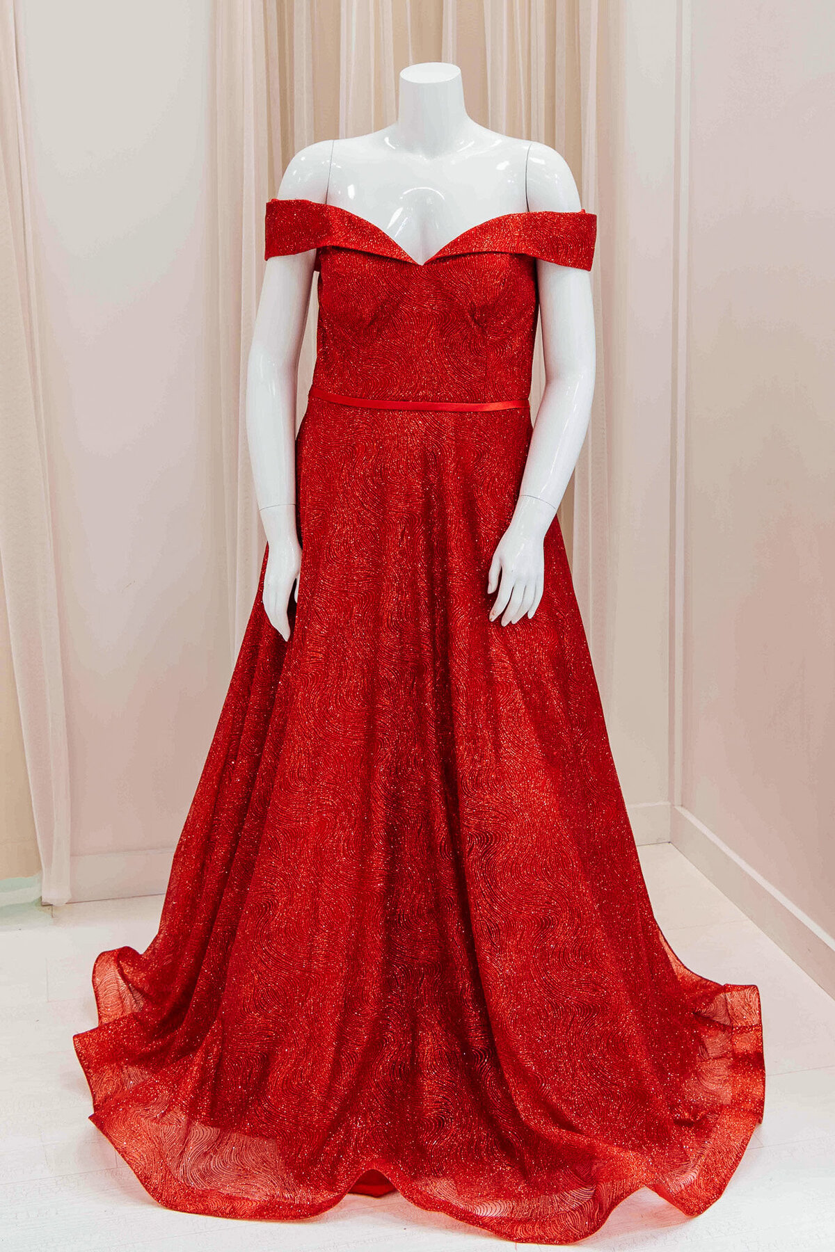 Annamarie-Off-Shoulder-Glitter-Ball-Gown-in-Red (2)
