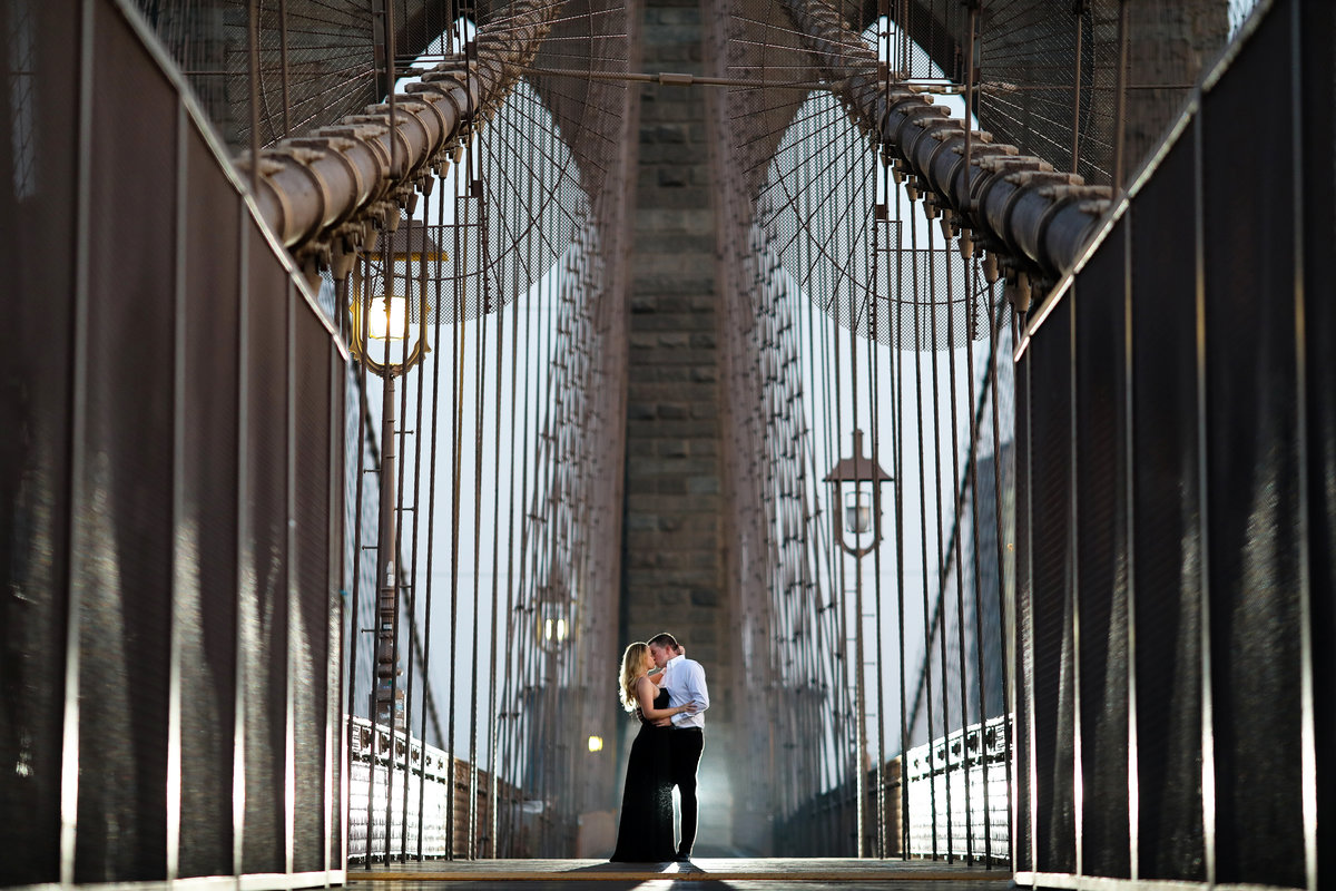 Brooklyn-bridge-engagement-session-1