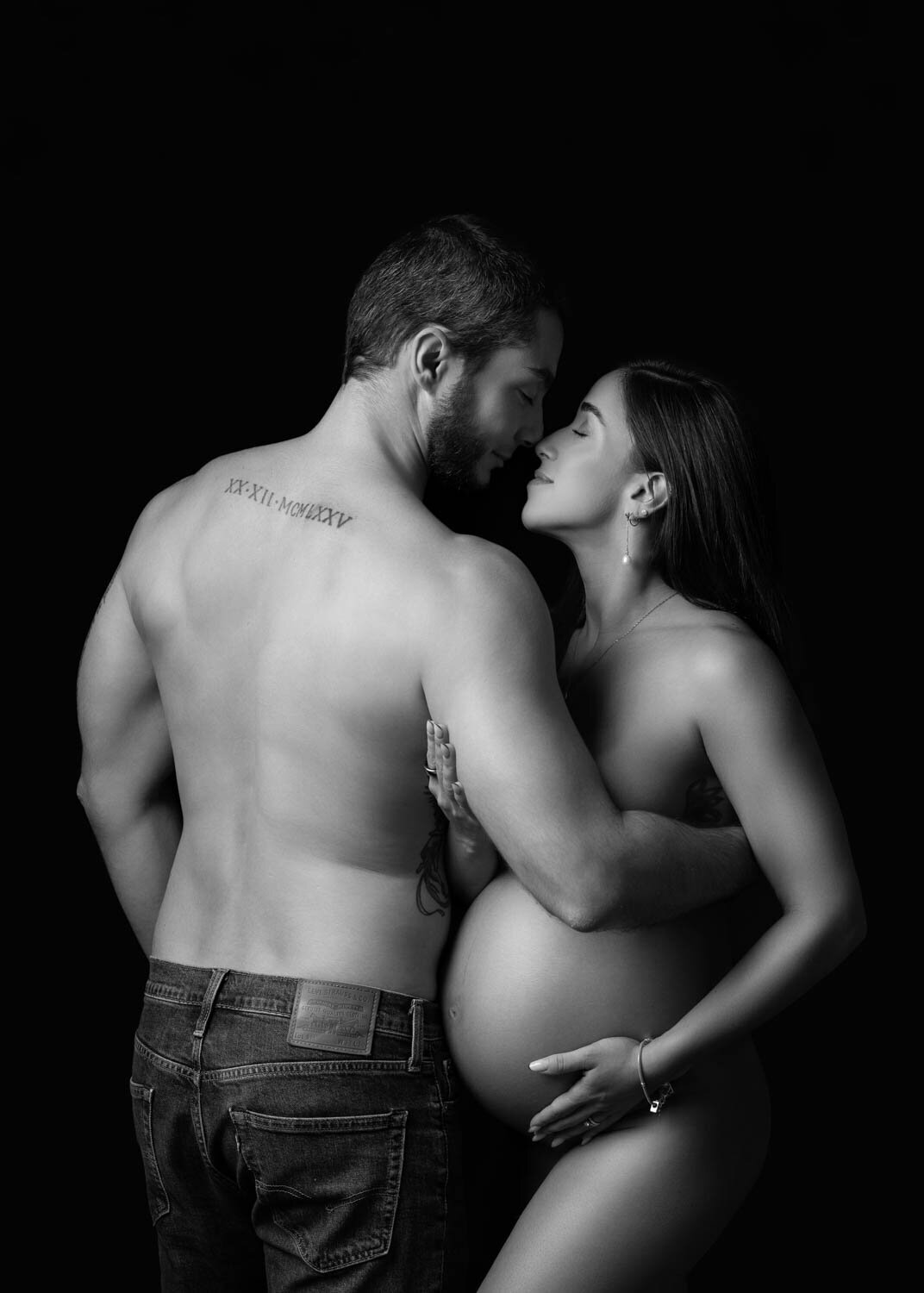 charlotte_maternity_BW