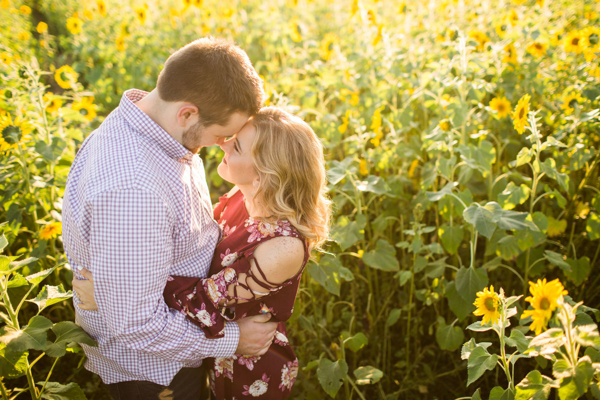 katelin-and-drew-engagement-final1-sunflowers-2017-122