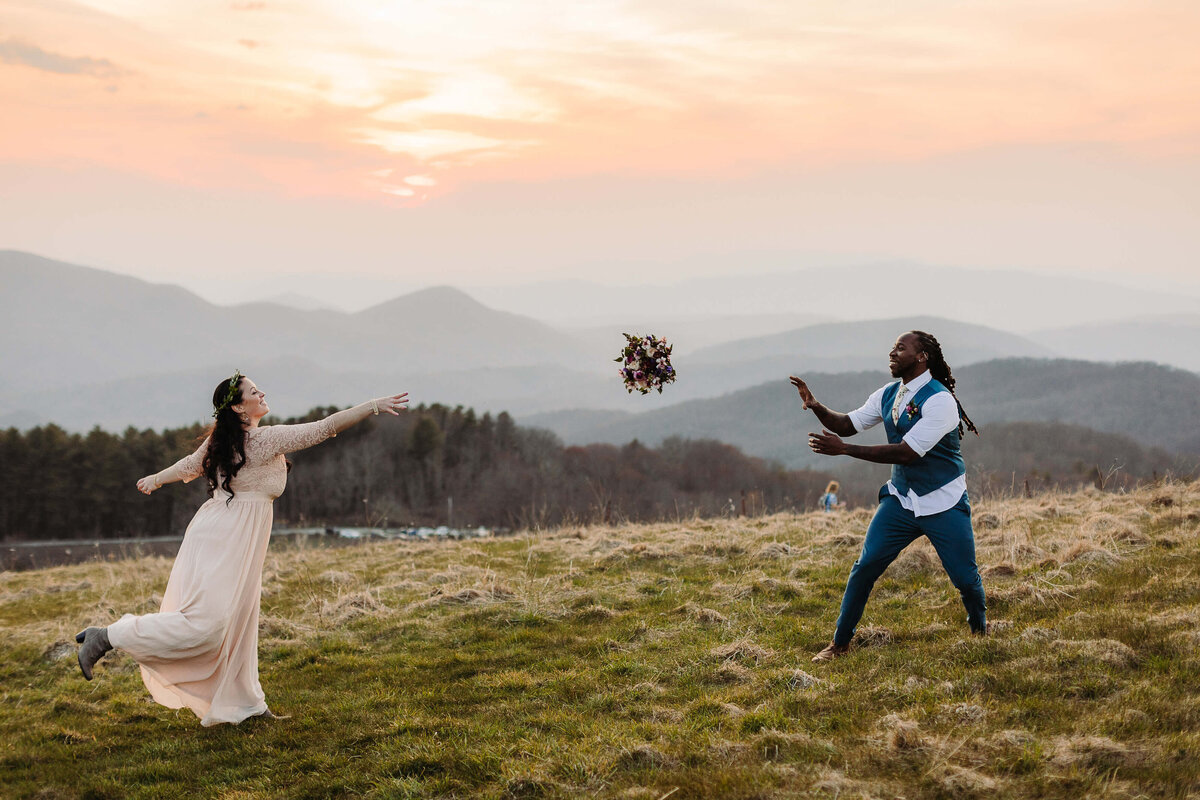 Max-Patch-Sunset-Mountain-Elopement-130