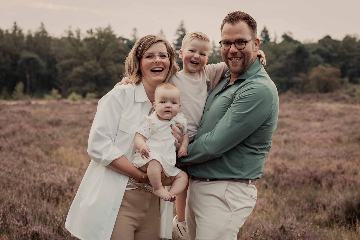 Evita fotografie, fotograaf zwartsluis, fotograaf havelte, fotoshoot zwolle, fotoshoot meppel, fotograaf zwolle, fotograaf emmeloord, fotograaf vollenhove, gezinsshoot, familieshoot, kinderfotograaf (3 van 46)