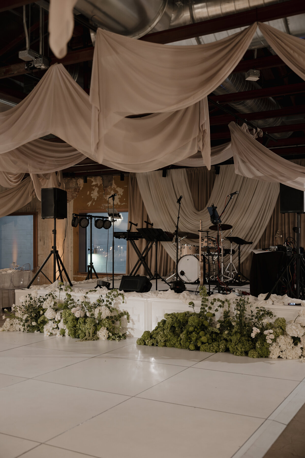 TheNelson'sWeddingSneakPeeks-118