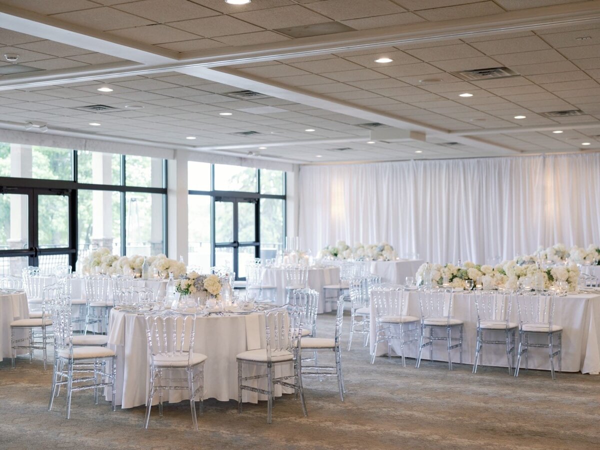 2025_05_17 Jenna + Gray Lake Club Wedding-web-00109