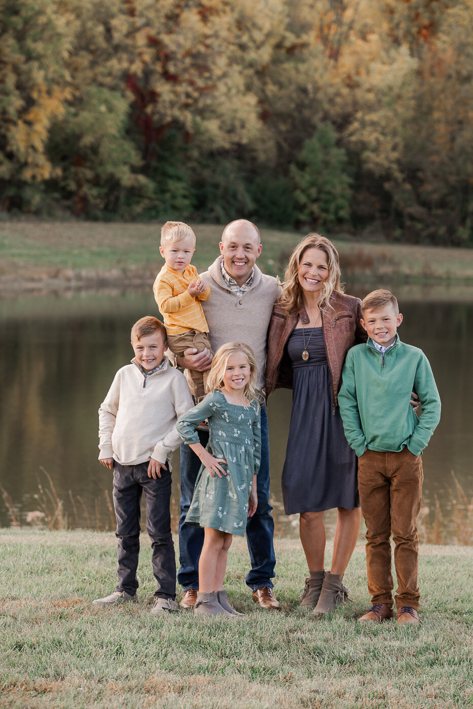 carmel-indiana-family-photographer-fall-pond-6