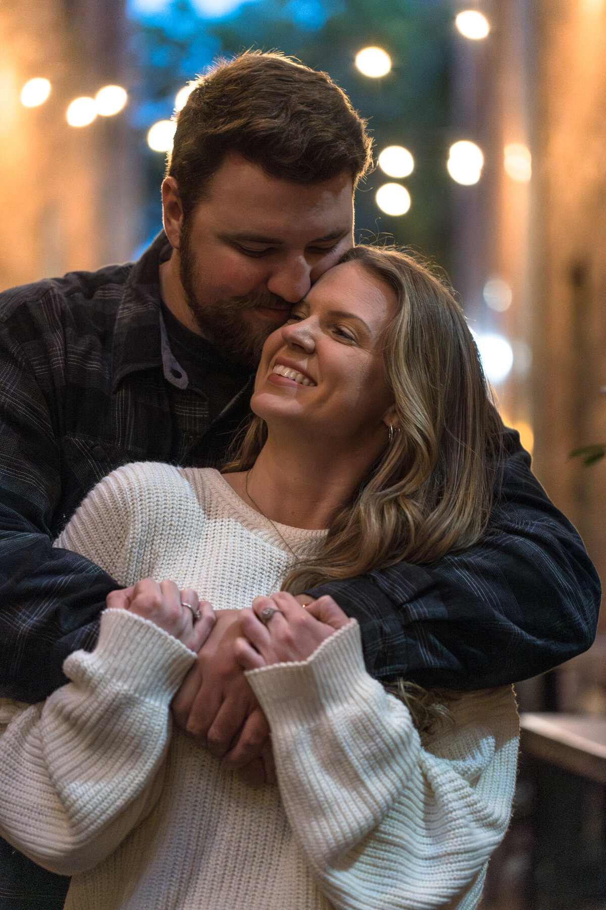 couple-christmas-downtown-session-34