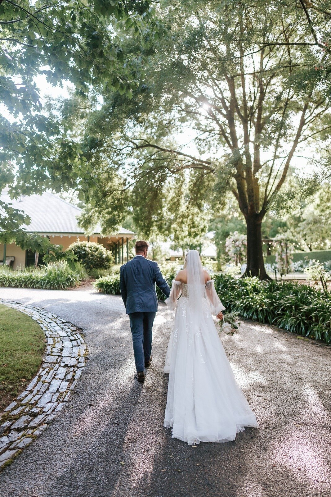 Elope-styled-micro-wedding-elopement-flowerdale-estate-marriage33