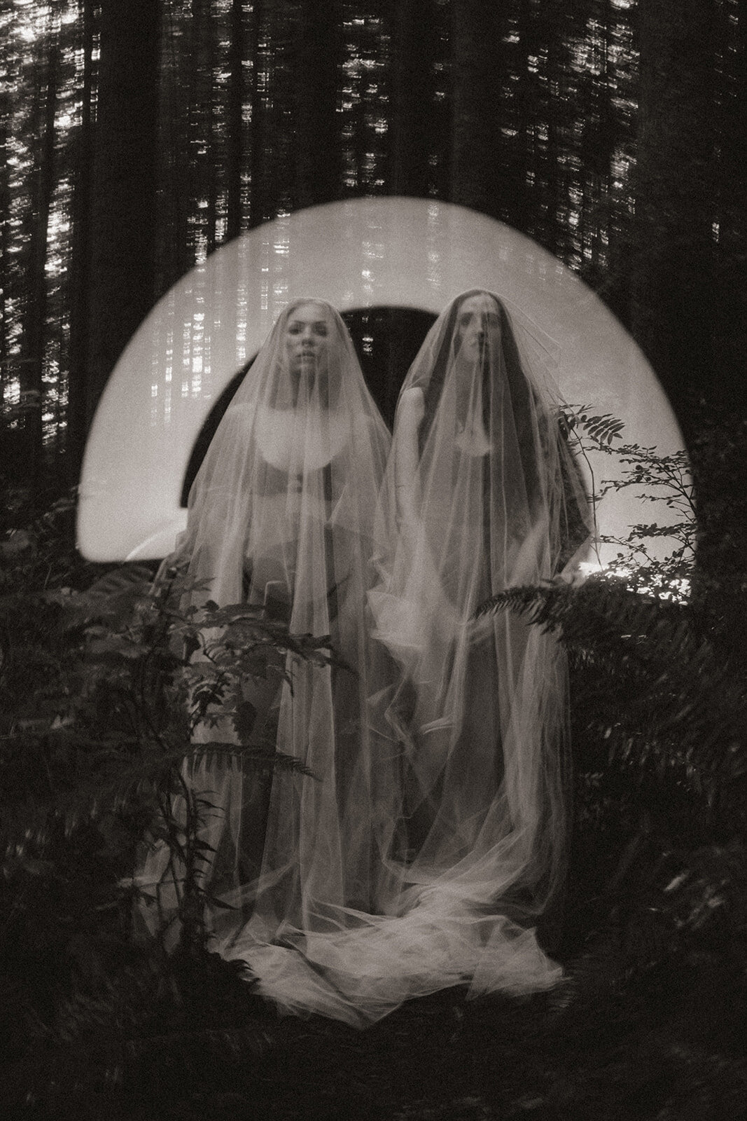 halloween-eerie-haunting-cinematic-portrait2