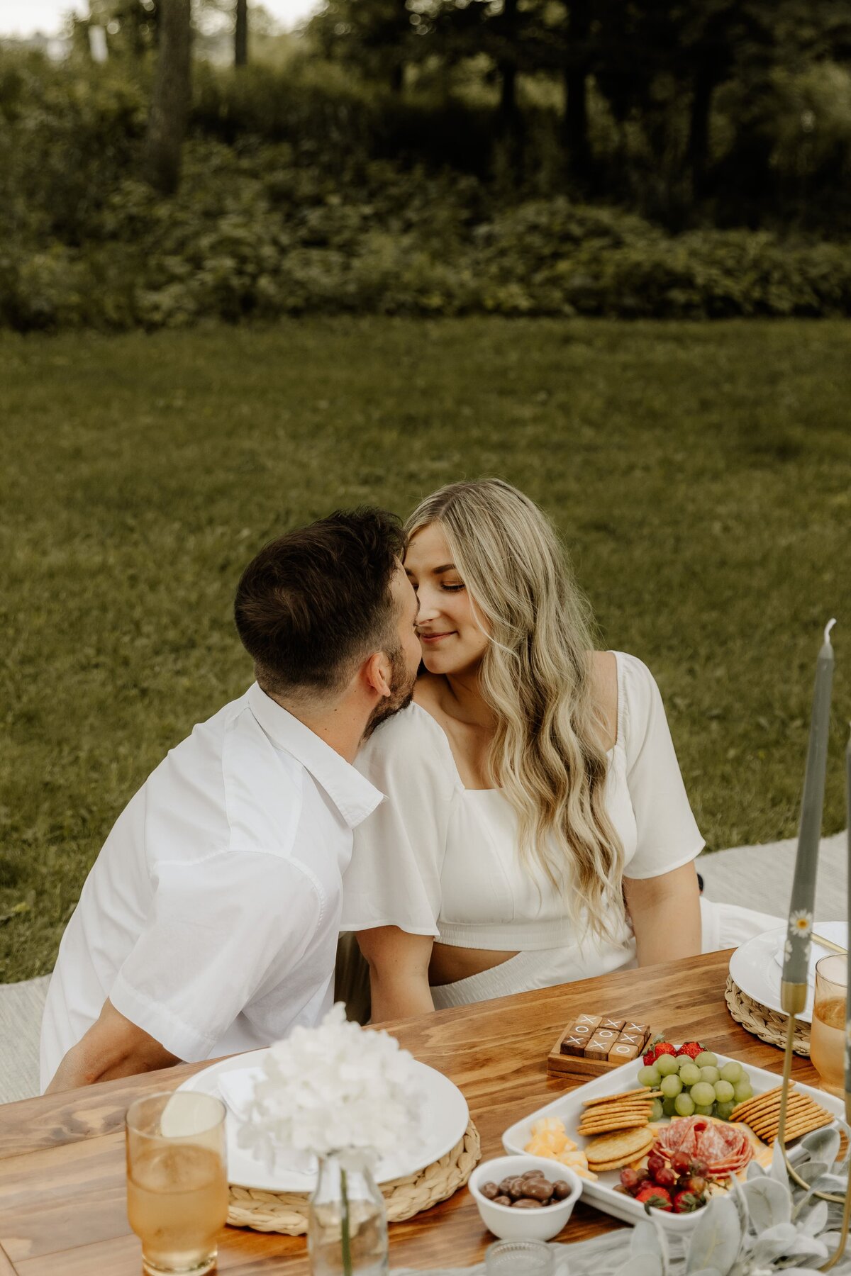 lighthearted-engagement-session-17