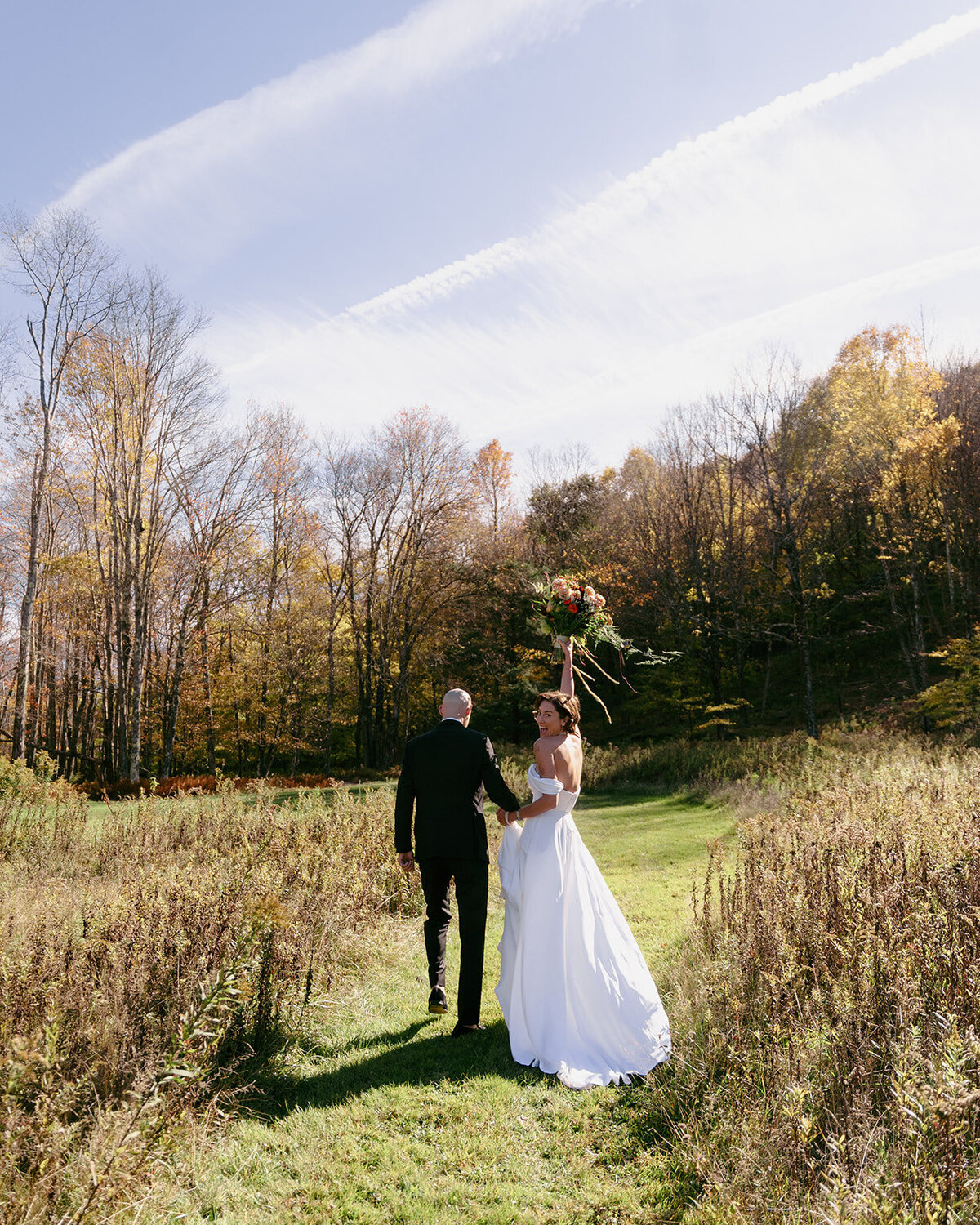 Handome Hollow Castskills October Wedding