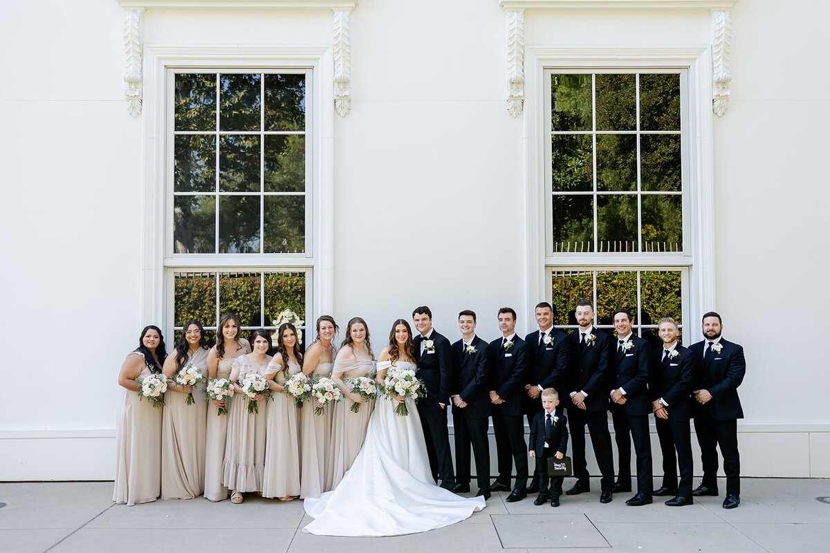 pretty-palm-leaf-event-co-dylan-and-erynn-wedding-at-the-nixon-13