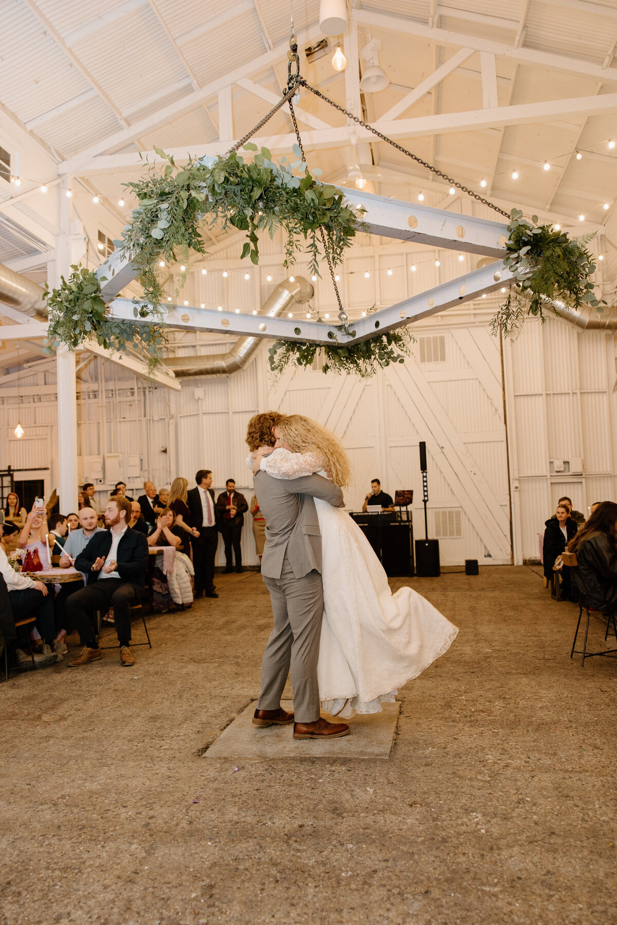 Ashton&amp_Mason&#39_sWeddingDayFinal-394