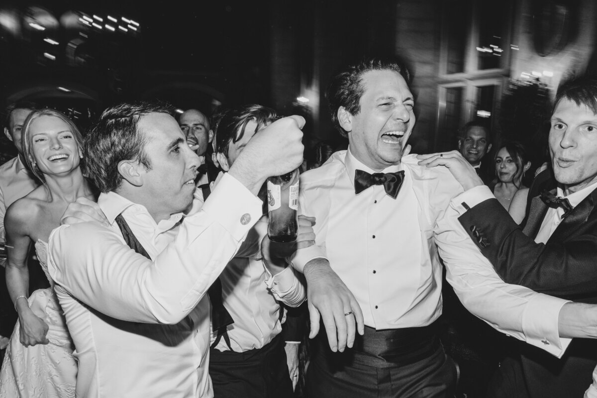 calgary_wedding_photographers_fairmont_banff_springs_destination_wedding_nicole_sarah-113