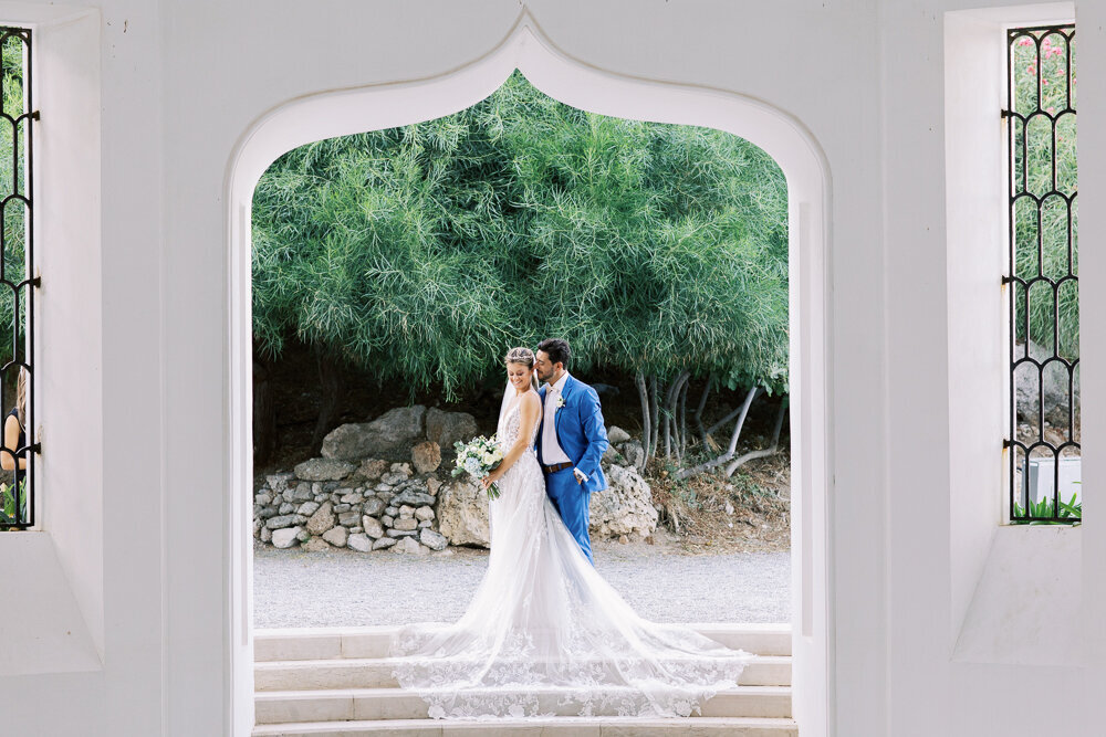 Villa wedding in Rhodes Greece with chandelier installations  (53)