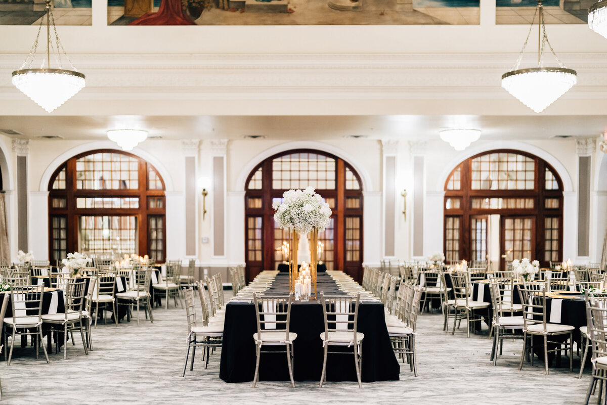 The Crystal Ballroom Wedding M.V. Photography Houston @mv_xoxo (32)