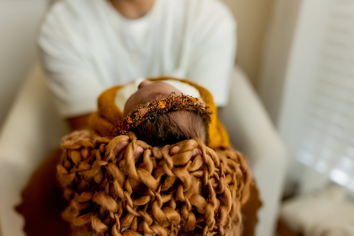 Lifestyle newborn session in home | Burleson, TX Newborn Photographer
