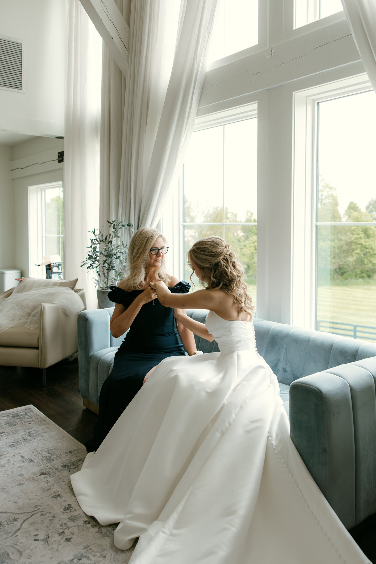 Abigail Anne Photography Colorado and Chicago Wedding and Couples Photographer — Portfolio Featured Story — Bethany and Leo's Wedding 30