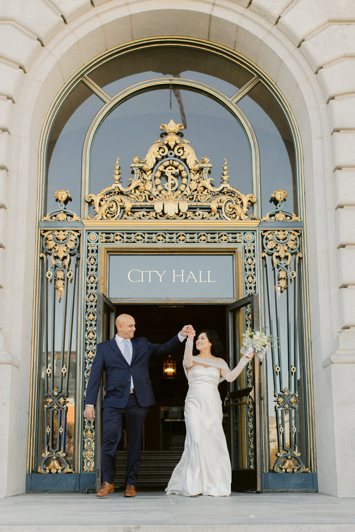 san-francisc-city-hall-wedding-4