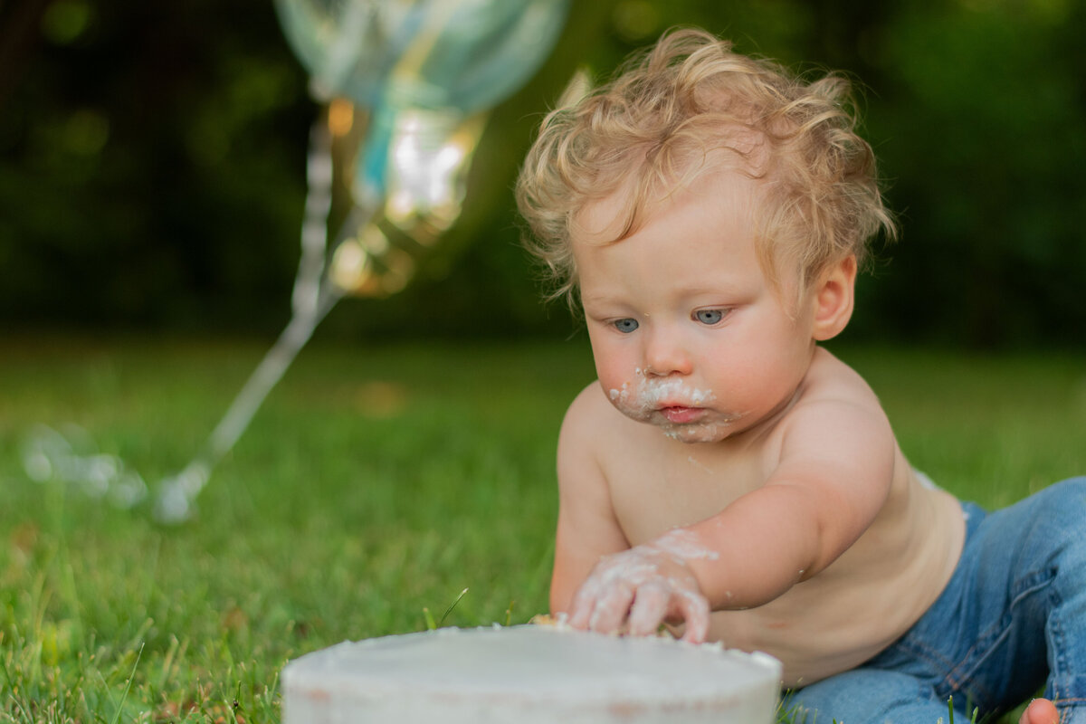 Liam's One Year Photos_June 2024_082