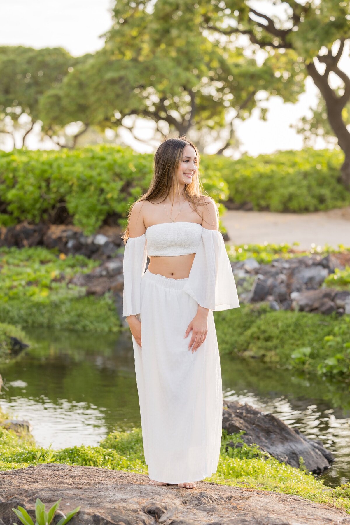 tropical Big Island senior portraits