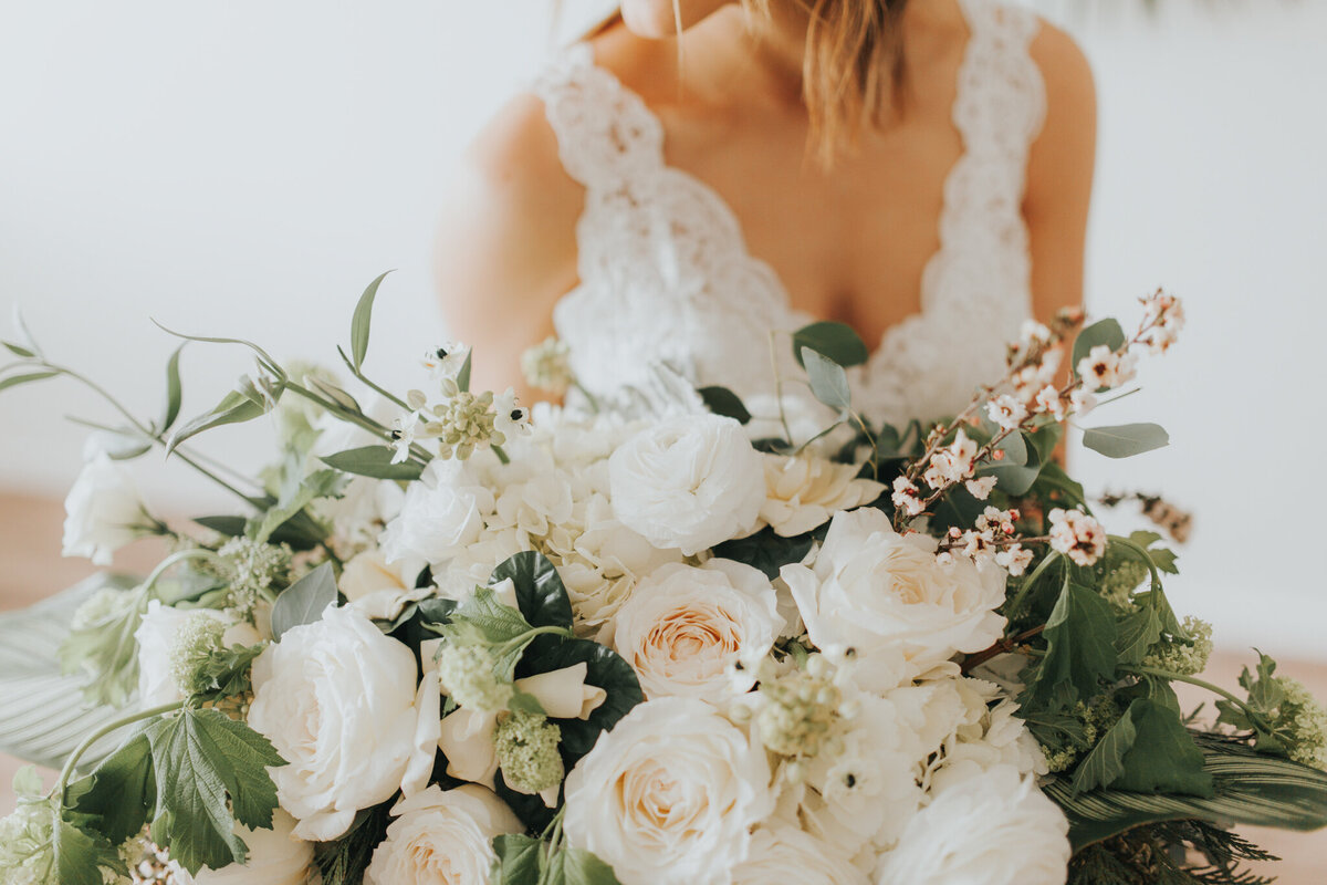 Classic and elegant bridal bouquet by The Romantiks, romantic wedding florals based in Calgary, AB & Cranbrook, BC. Featured on the Brontë Bride Vendor Guide.