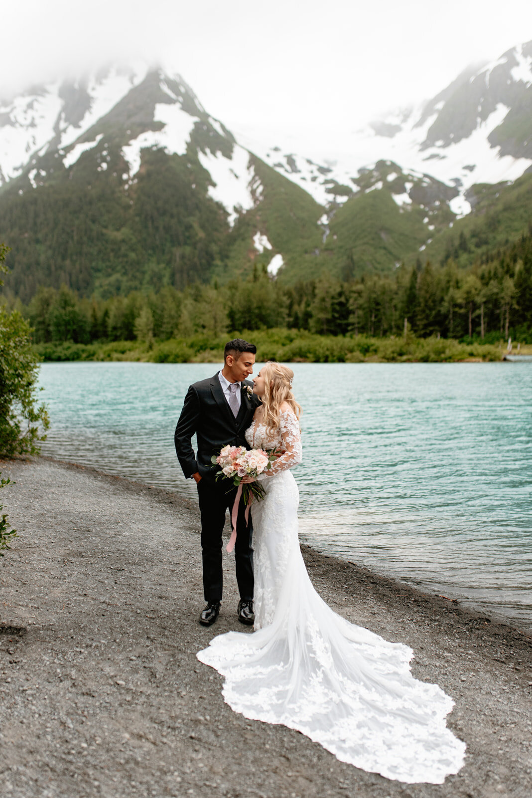 NanezWedding_Bride+Groom_Raven-Glacier-Lodge_EmeliaKPhotography-94_websize