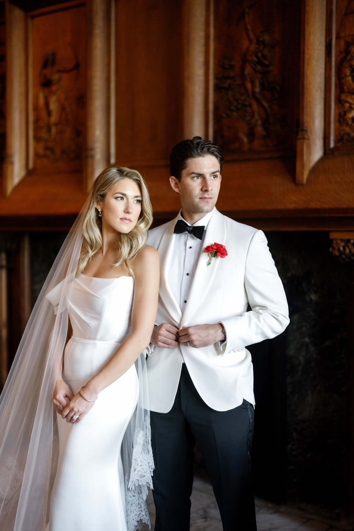 Aspen-Avenue-Chicago-Wedding-Photographer-Chicago-Athletic-Association-Simplicitee-XO-Design-Co-St-Mary-of-the-Angels-Church-Anomalie-Beauty-Timeless-Vogue-125