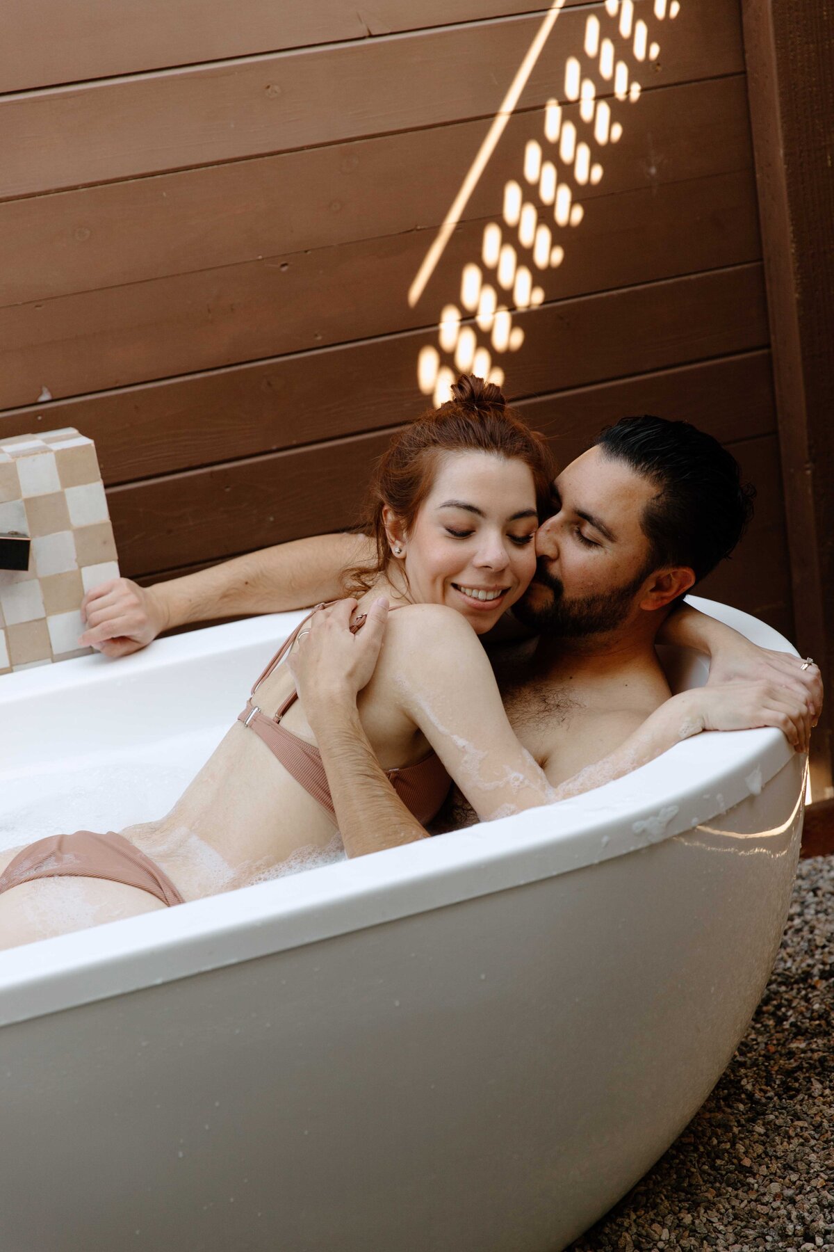 Hot-Tub-Couples-Session_1013