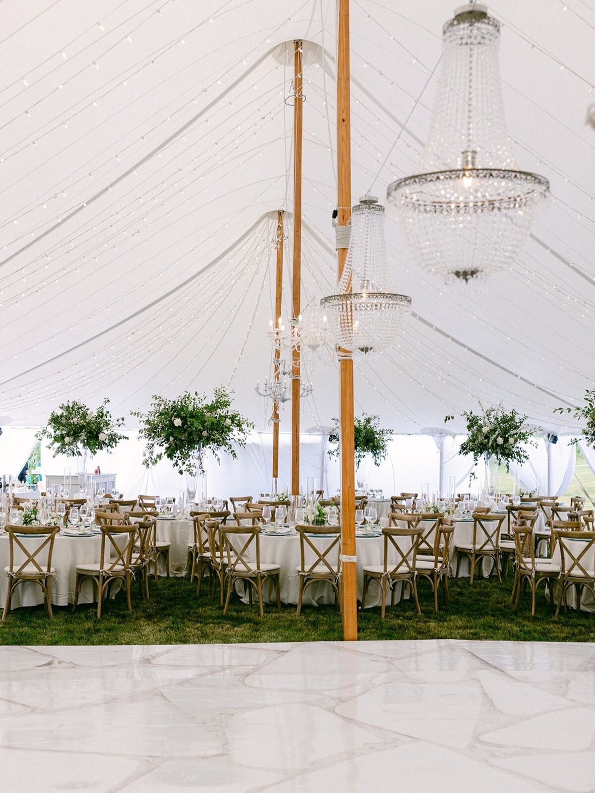 tented-wedding-05