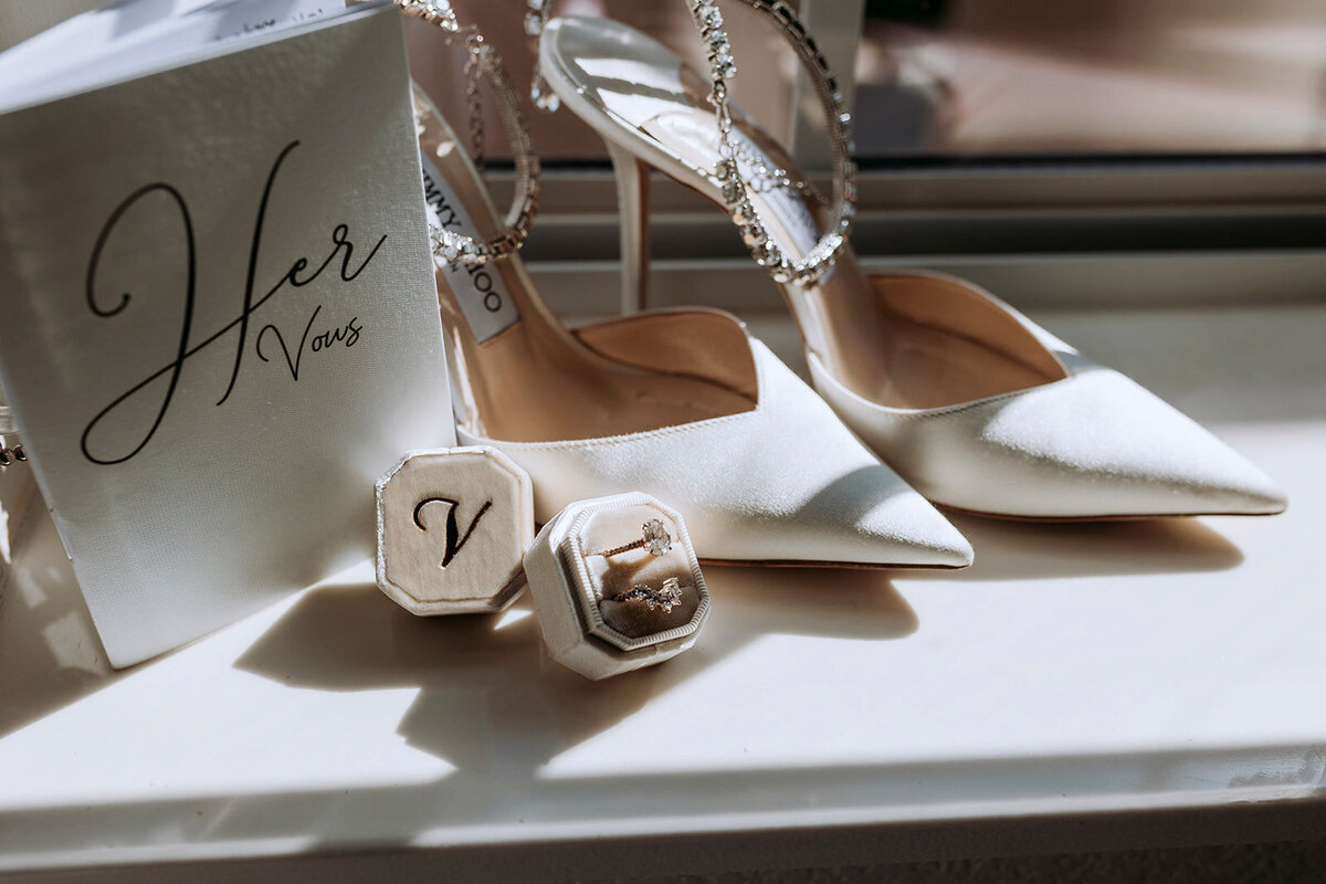 reTheBurrowWeddingPhotography-299