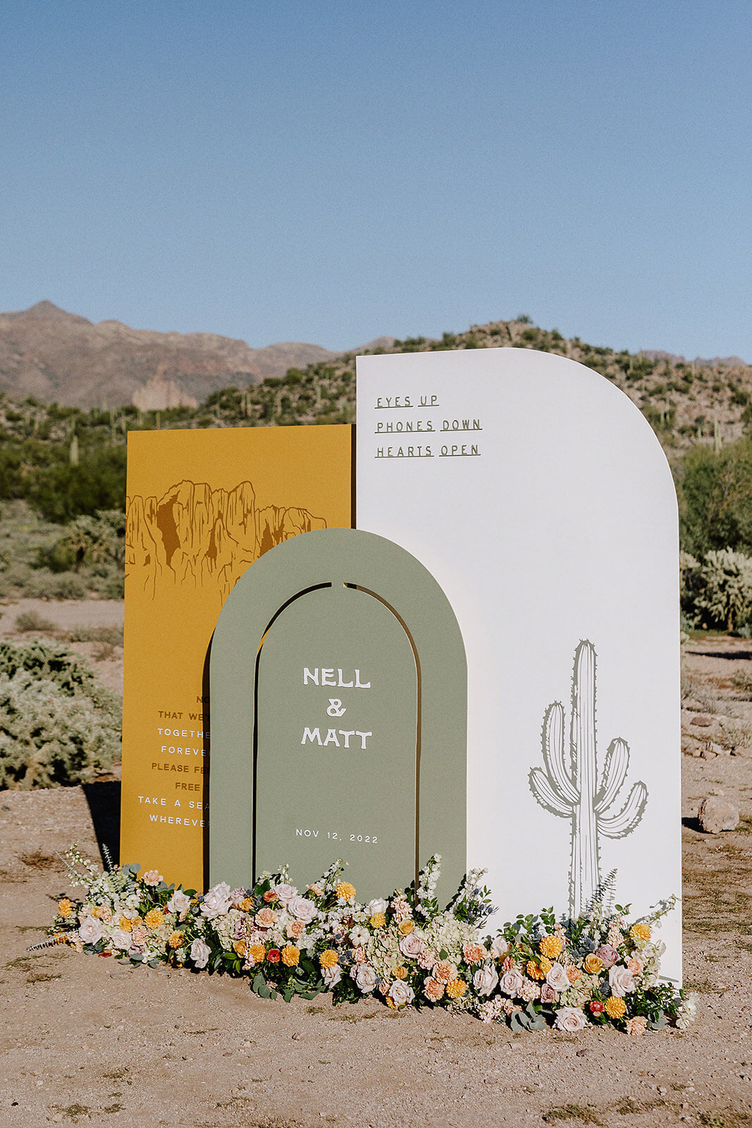 Desert-wedding-floral-cactus-welcome-sign-phoenix