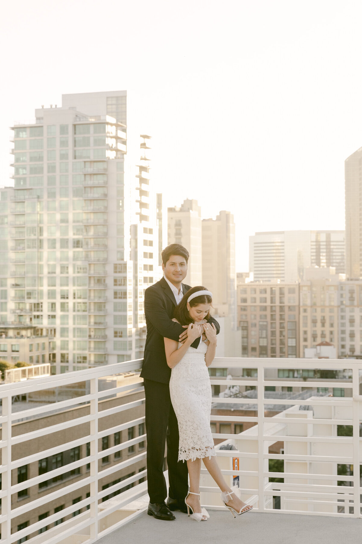PERRUCCIPHOTO_DOWNTOWN_SAN_DIEGO_ROOFTOP_ENGAGEMENT_11