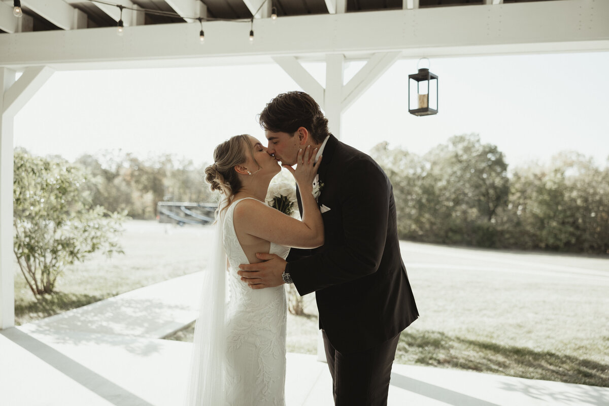natalieandgarrettwedding_emilyarwinephotography-838