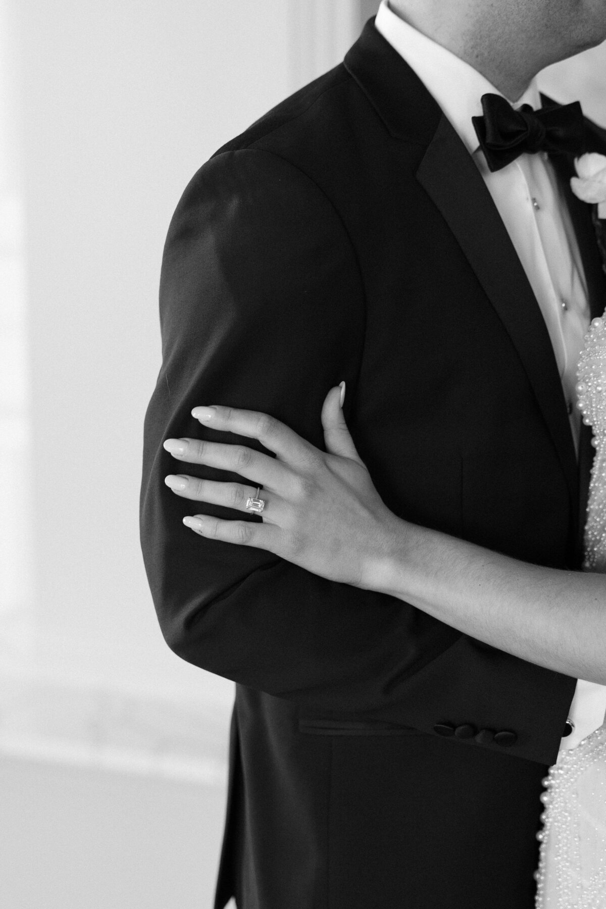Emma + Joey Wedding Couple Portraits-Mariah Jones Photography-12