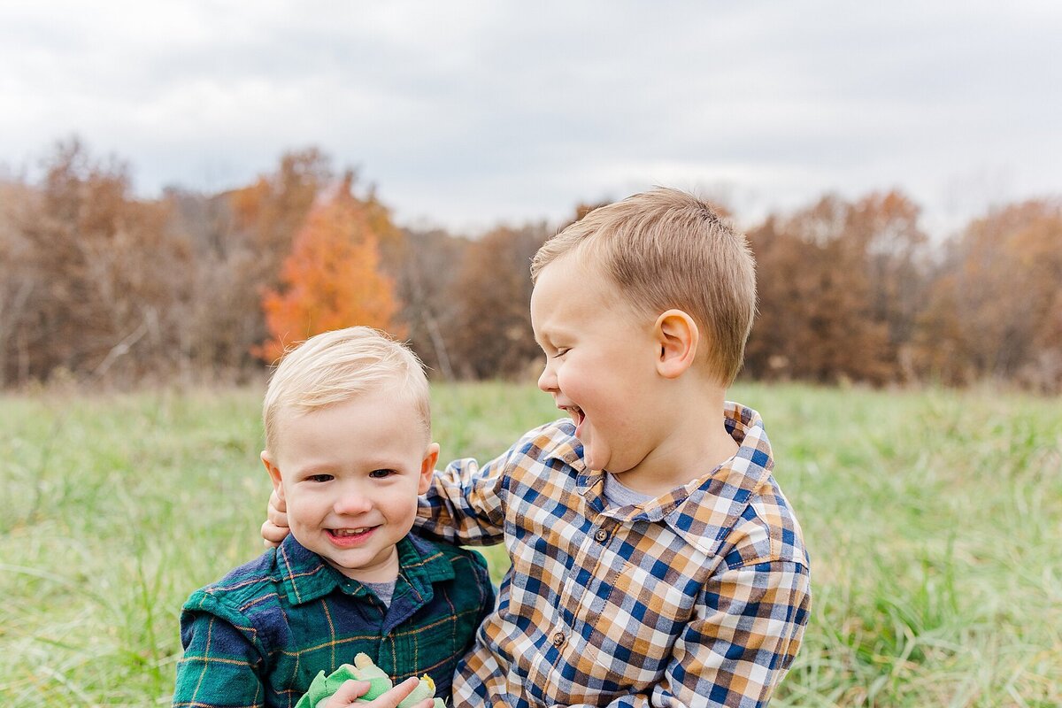 Stephenson-kelsey-alumbaugh-photography-kansas-city-familiy-photos_0010