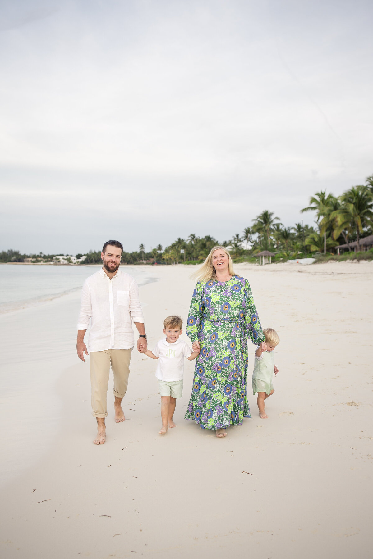 EboniRobyn-Family-Caroline-BeachShack-LyfordCay-Nassau-NewProvidence-TheBahamas-Final-61