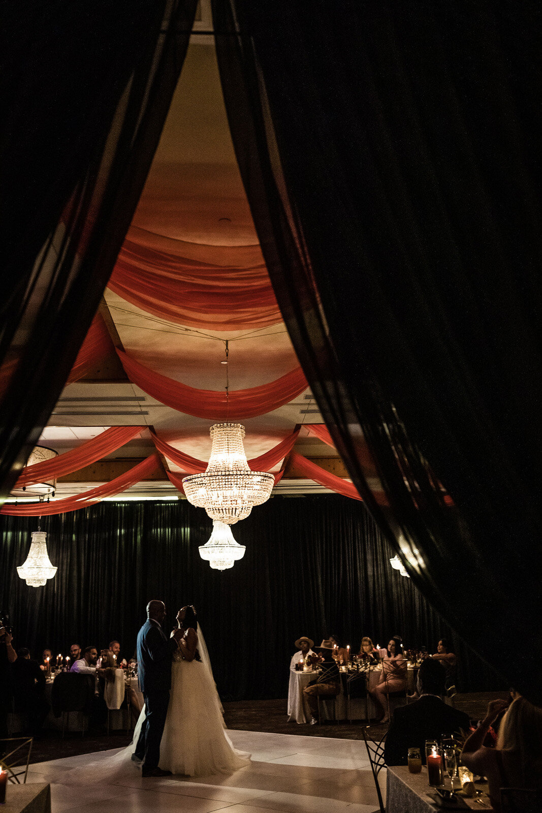 Drape-Art-Designs-Portfolio-Ballroom-Weddings-009