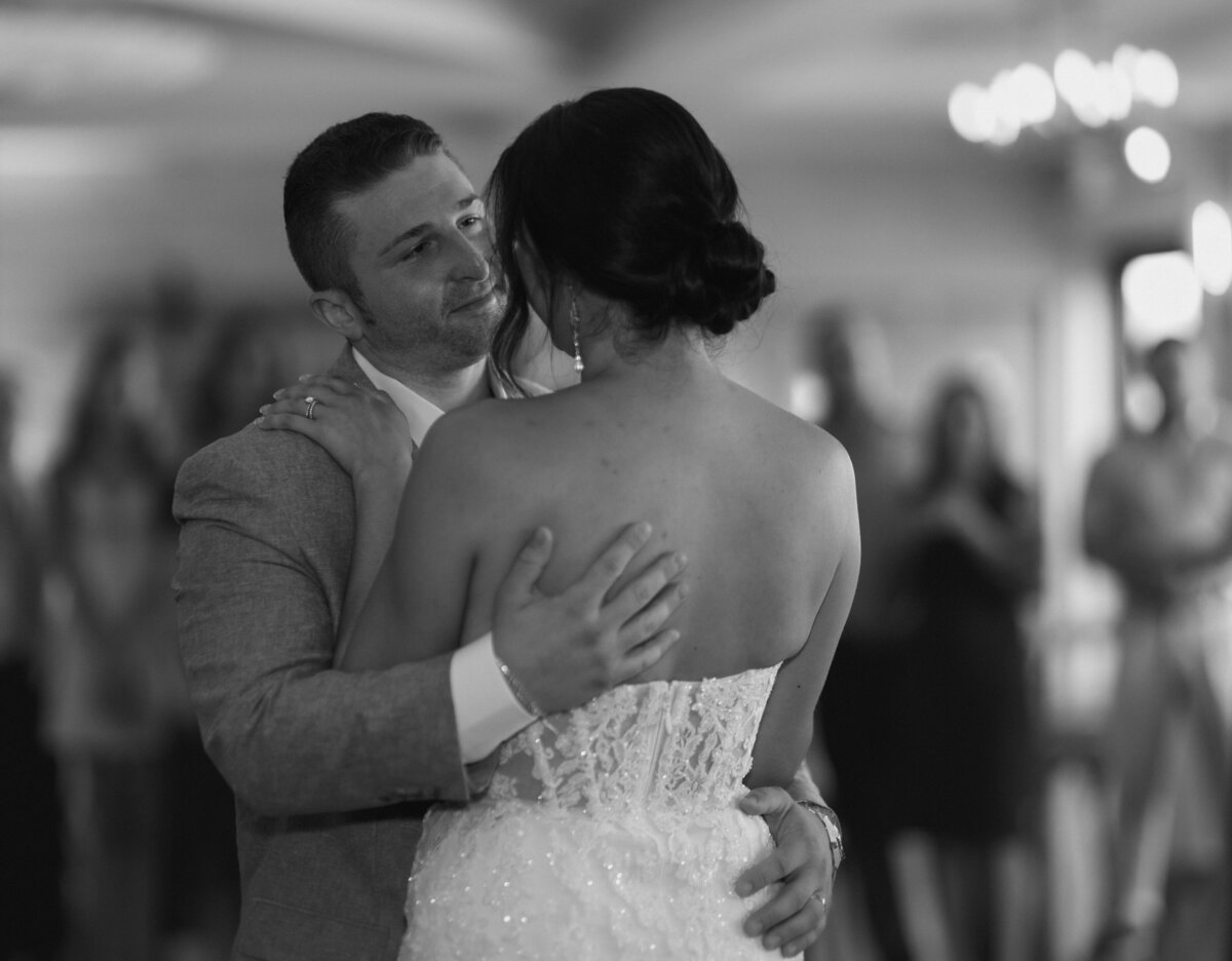 JaclynAustinNahantWeddingBostonWeddingPhotography20252Editorial-41