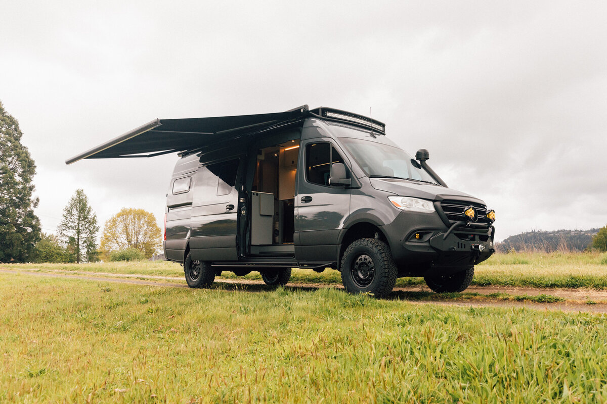 1_Cosmos_BenchmarkVehicles6