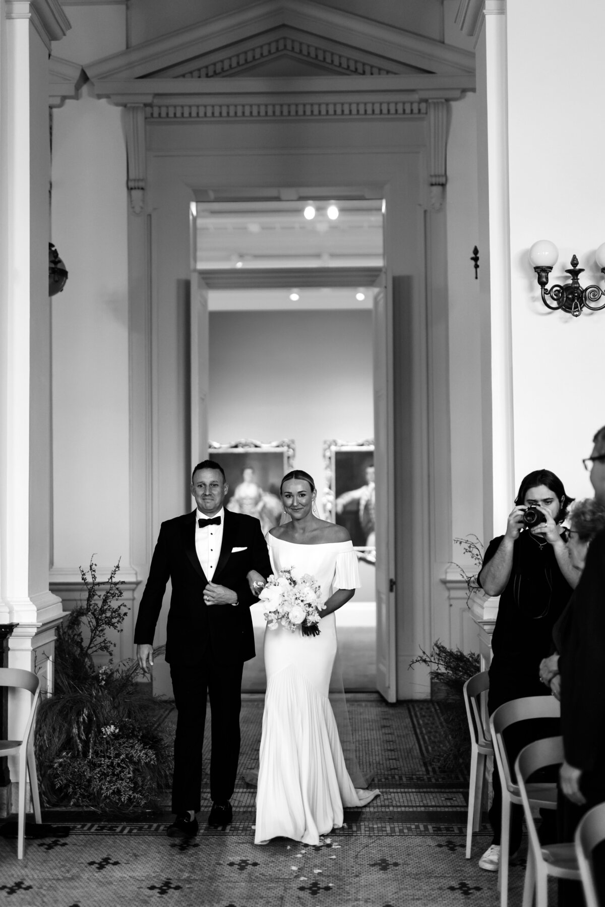 Unique Wedding Photograhy at an Art Museum in Charleston 53