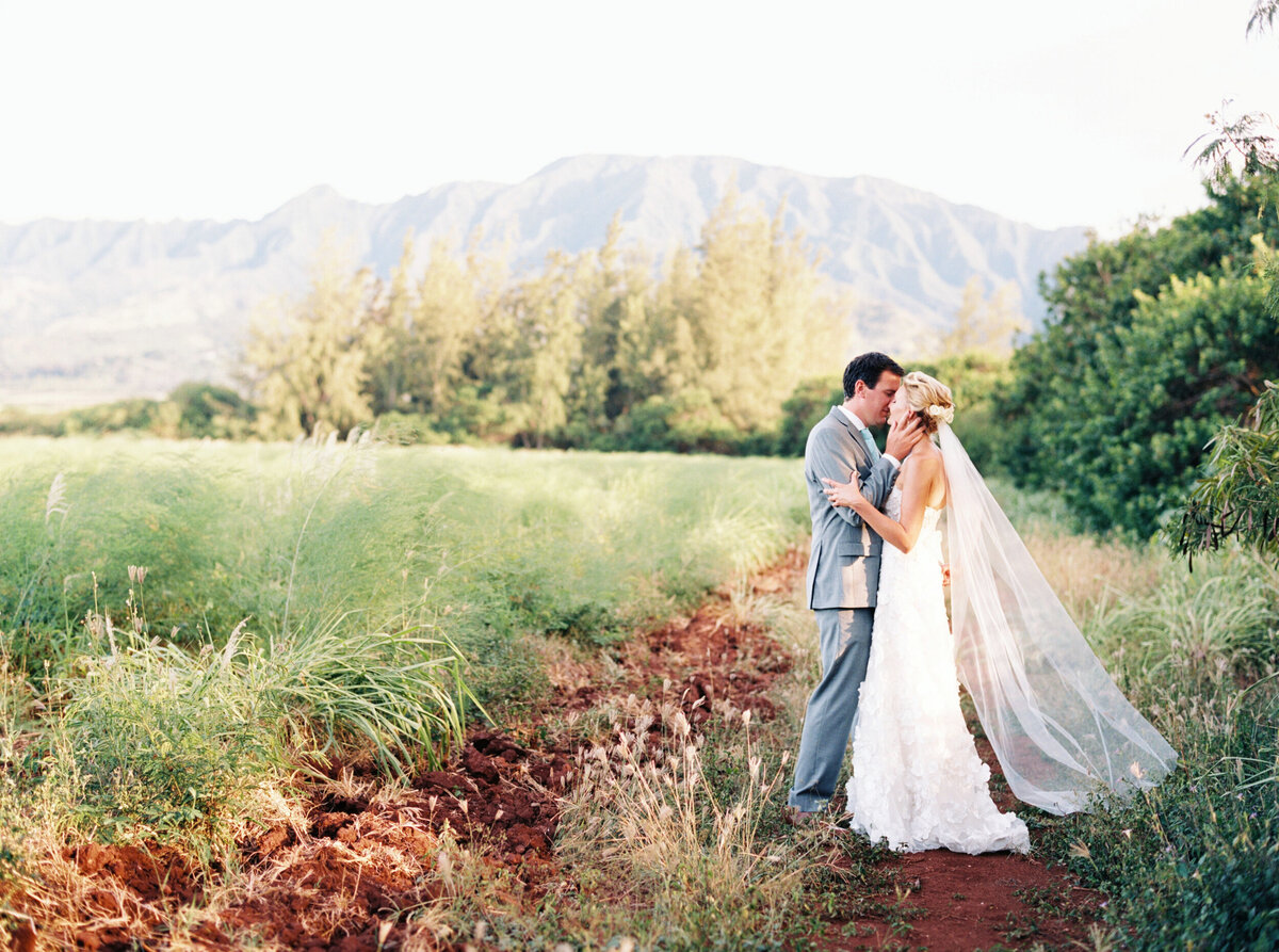Courtney + Mike | Hawaii Wedding & Lifestyle Photography | Ashley Goodwin Photography